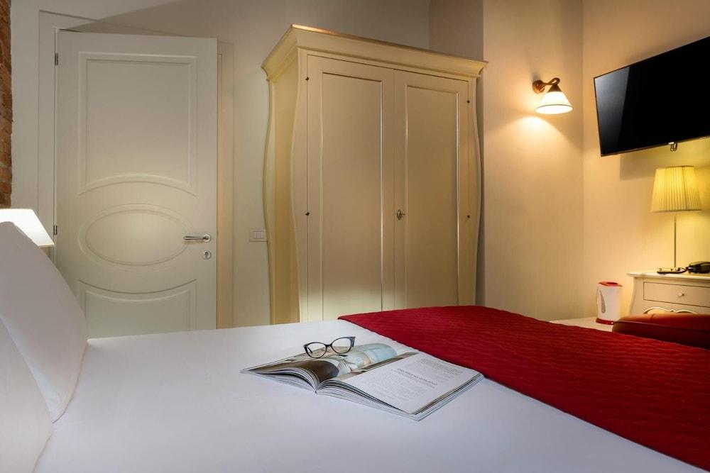 Residenza Conte Di Cavour&Luxury Rooftop Firenze Esterno foto